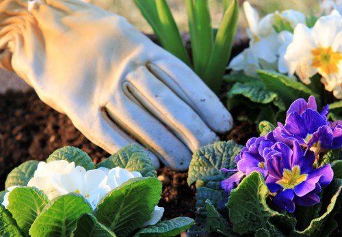 Customer agreement for landscaping services with booking and payment terms